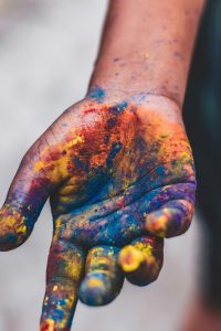 Art-Therapy-Thinkshift-Painted-Hands