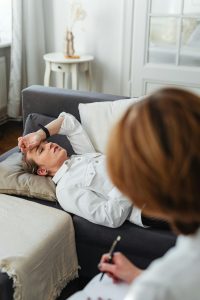 Top-Down-Vs-Bottom-Up-Therapy